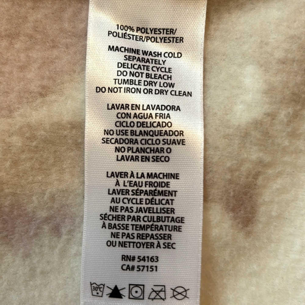 Calvin Klein Performance cute camo fleece hoodie. Small. Like new!! - Picture 14 of 14